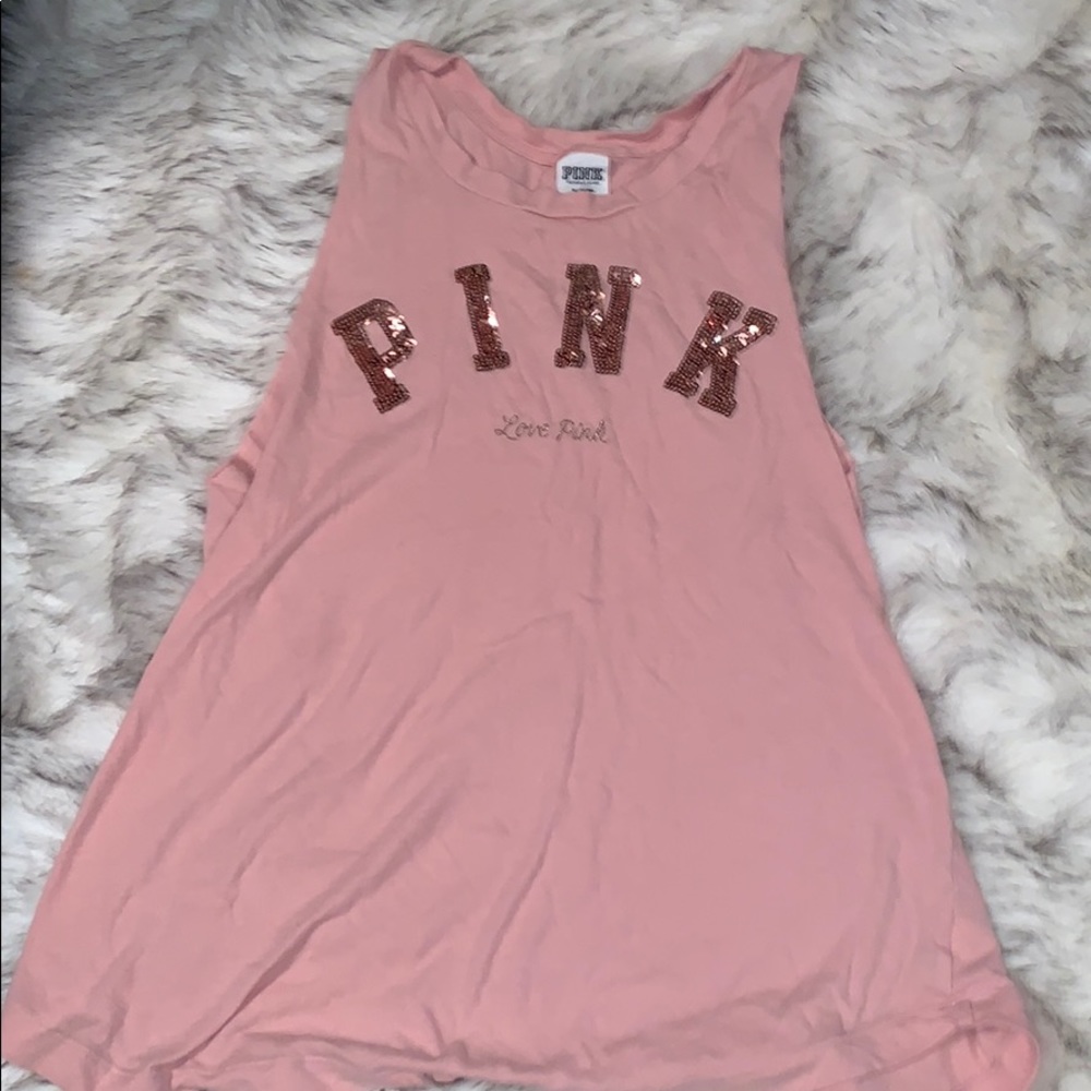 shirt/ it fits like a large but is a medium